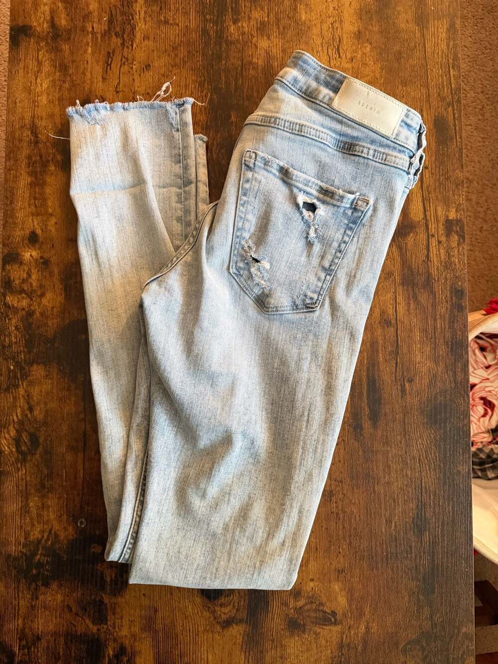 &DENIM Women's Low Waist Skinny Distressed Jeans, Light Wash, Size 28/32